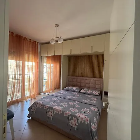 Ajslin's Apartment Golem (Tirana)